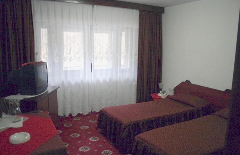 Pensiunea Tranzit Sinaia 3*